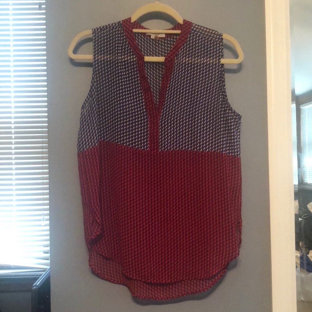 Sleeveless blouse